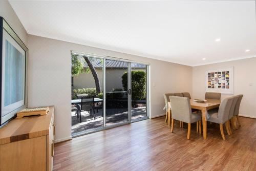 三卧室联排别墅