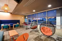 Tru by Hilton Fort Wayne North