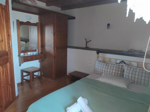 带露台的四人间