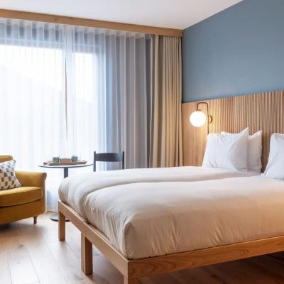 Twin Room Mollie's Motel & Diner Promo Code
