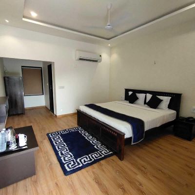 Deluxe Studio Suite The Desert Den - Little Rann of Kutch Promo Code