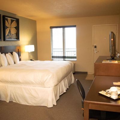 Executive King Room-Non-Smoking Unique Suites Hotel Promo Code