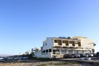 Aeromar Beach Hotel