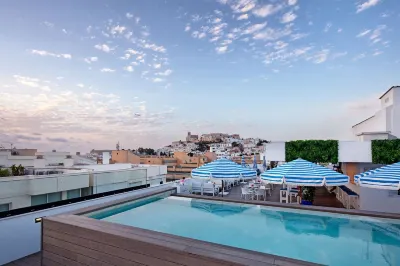 Eurostars Puerto de Ibiza Hotele w: 