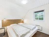 "Aane" - 1.8km from the Sea