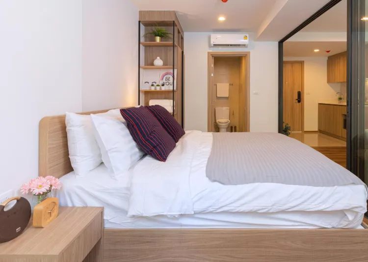 ห้องดีลักซ์สวีทพร้อมทางเข้าสระว่ายน้ำ