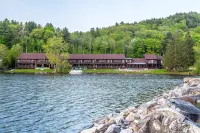 The Black Swan Lee - Lenox, Ascend Hotel Collection Hotels in 