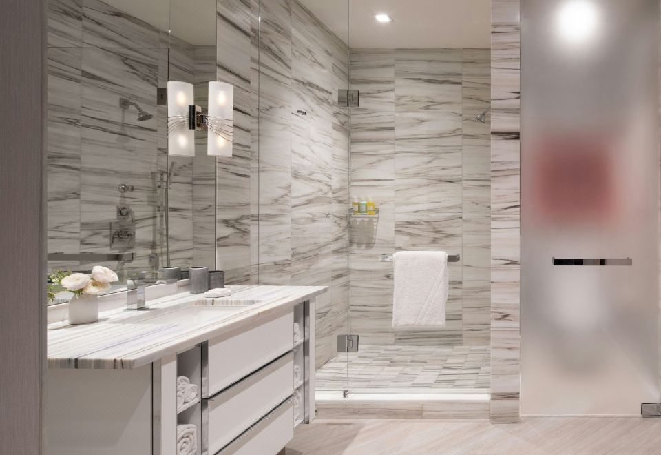 頂層1，三臥室錯層套房，屋頂泳池景