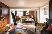 Hotel North