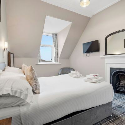 Double Room with Sea View and Private Bathroom Corran House Guest House & Hostel Promo Code