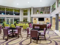 La Quinta Inn & Suites by Wyndham Tucson Airport Hotel di Tucson