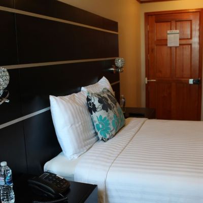 Business Room, 2 Double Beds, Accessible, Balcony
