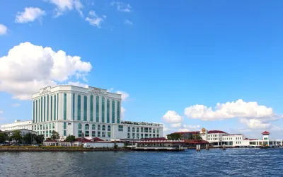 Berjaya Waterfront Hotel Hôtels à : 