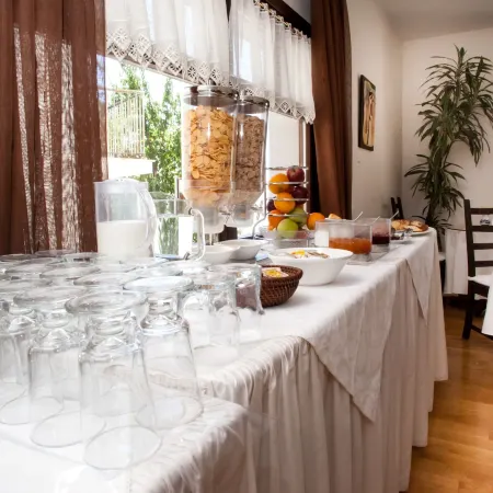 Erofili Hotel & Suites