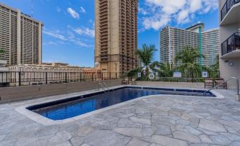 Aqua Palms Waikiki