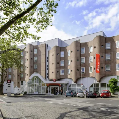 ibis Heidelberg Hauptbahnhof Hotels near Botanischer Garten