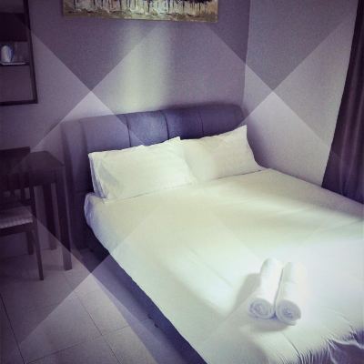 Deluxe Room Kupon S Avenue Hotel