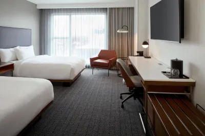 Courtyard  Montreal Laval Hotel a 