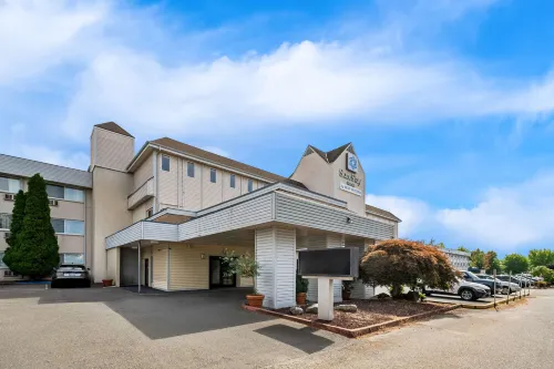 SureStay Hotel by Best Western SeaTac Airport North