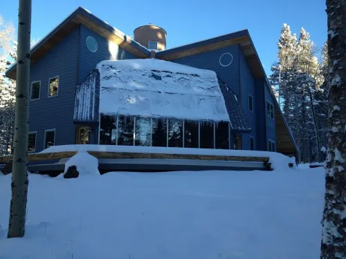 Ski in Ski Out From 10,000' Where Living in the Mountains is all it Should be