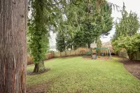 Experience Woodinville Wine Country/Downtown Bothell
