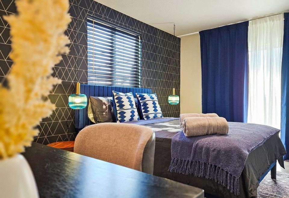 豪华大床间 - 带阳台