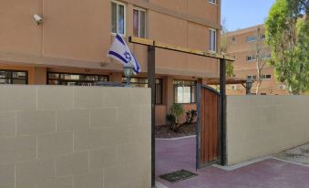 Hadass Desert Inn - Housity
