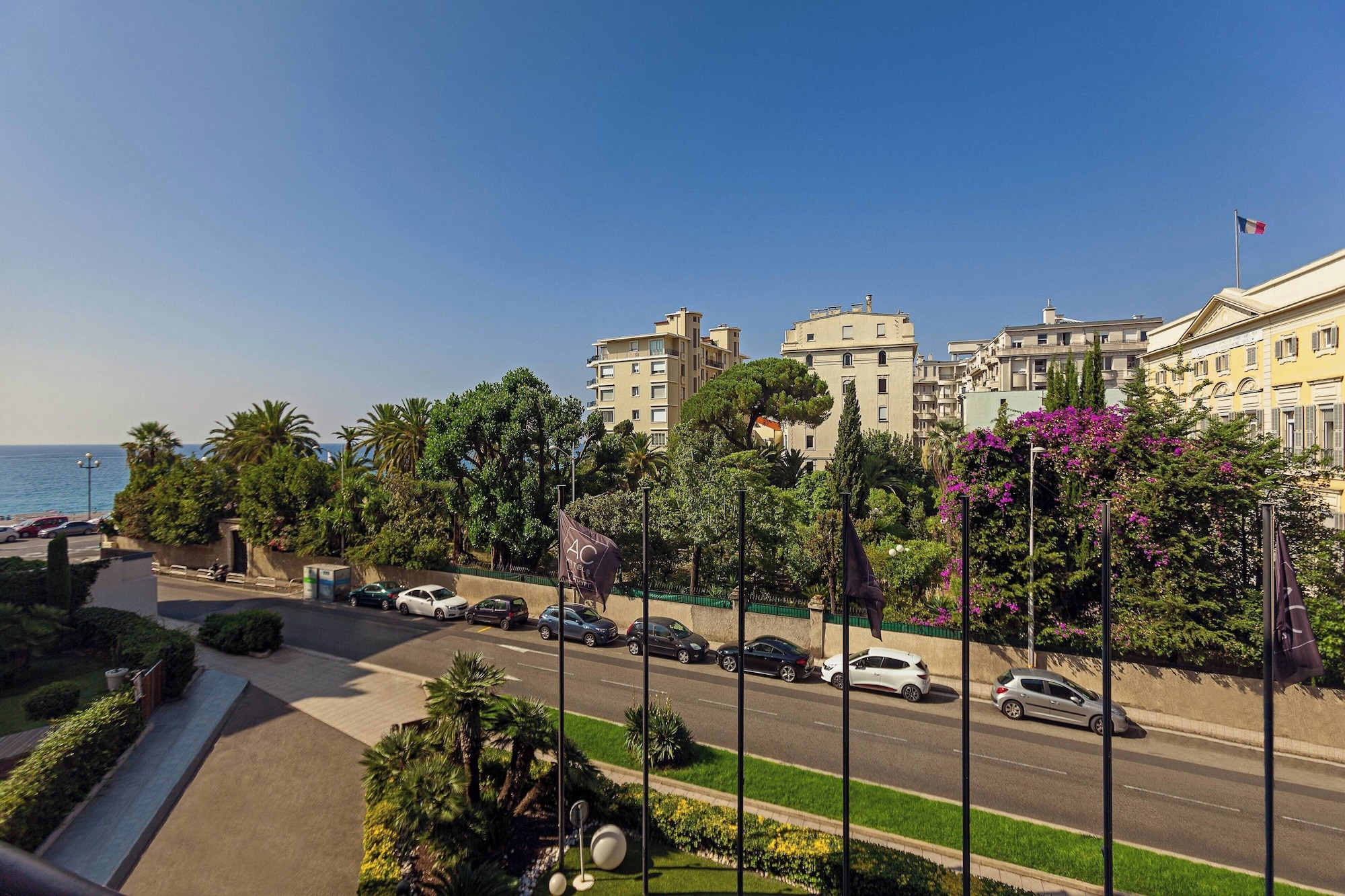 园景高级特大床房