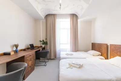 OloloYurt Hotels in 