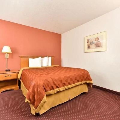 Standard Queen Room-Non-Smoking American Best Value Inn Promo Code