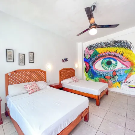 ITH Sayulita Amazing Surf Hostel