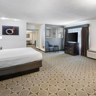 King Room with Hot Tub Best Western Pahrump Oasis Promo Code