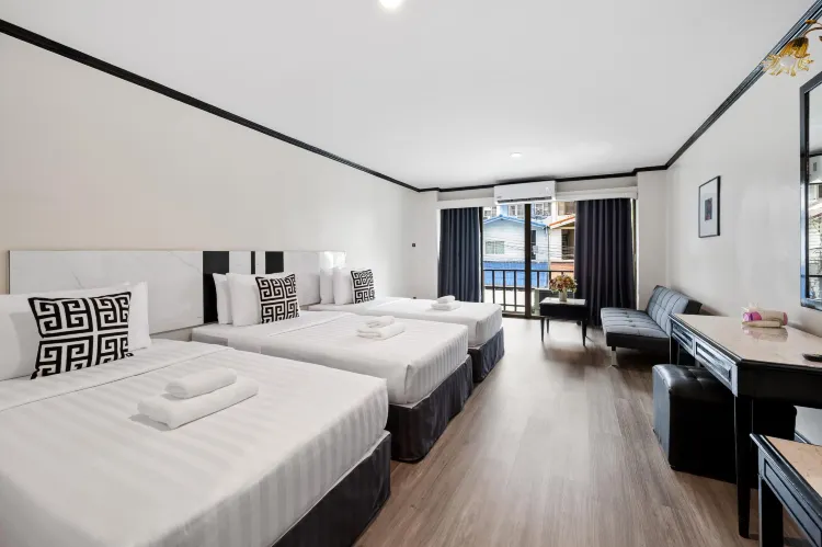 ห้องนอนสำหรับสามคน-มีเตียงเดี่ยว 3 เตียง