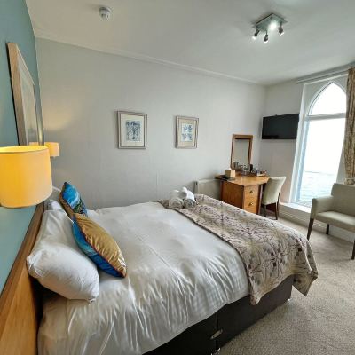 Double Room (3rd Floor) The Glengower Promo Code