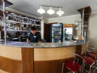 Hotel Zhambyl โรงแรมในทาราซ