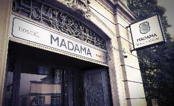 Madama Hostel & Bistrot