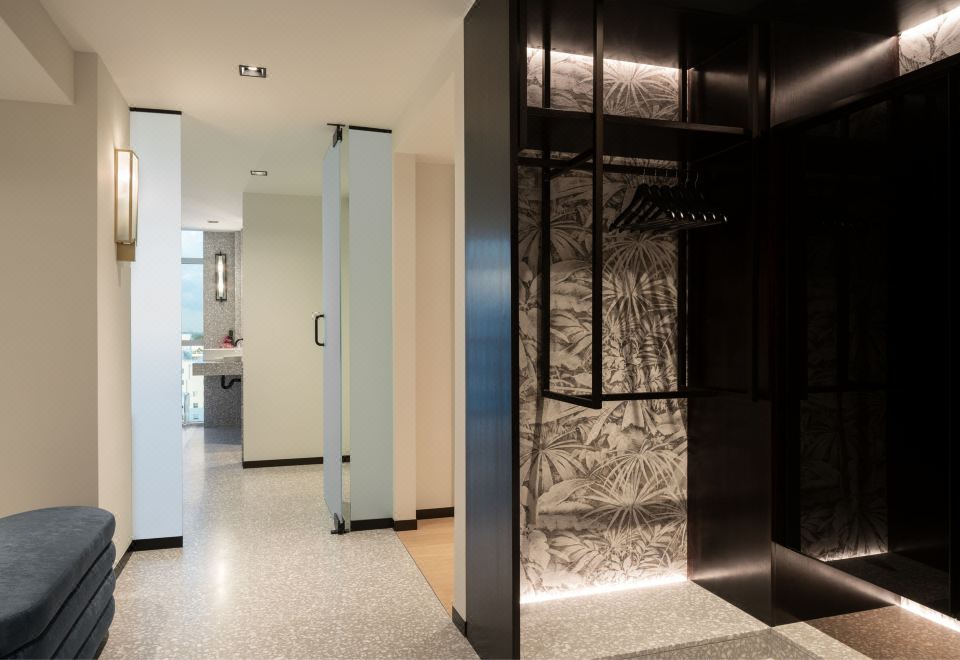 丽思卡尔顿套房