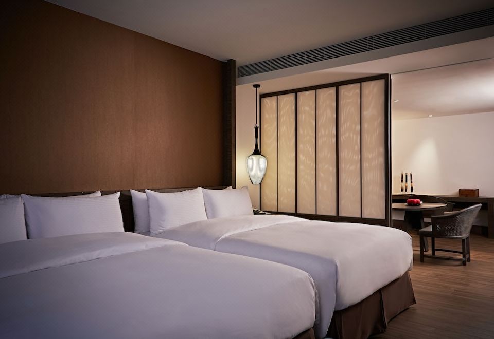 小西门两中床套房