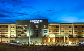 Courtyard Somerset