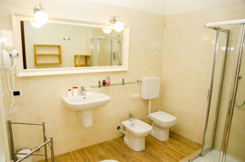 双人房（带独立浴室）