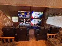 Entertainment Cabin: with 8 Large Screen TV's on 1 Wall.  Great for Small Groups