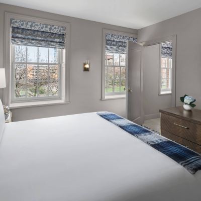 Executive Suite, 1 King Bed, Non Smoking, Park View The Lytle Park Hotel, Autograph Collection Promo Code