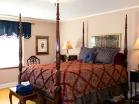 1810 Emerson House Bed & Breakfast - Adults Only Ξενοδοχεία στην πόλη Beloit