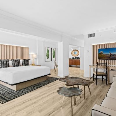 Junior Suite Beachcomber Resort & Club Promo Code