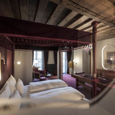 Mozart  Suite Altstadthotel Weisses Kreuz Promo Code