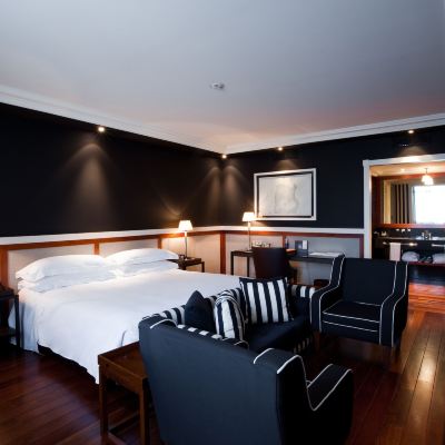 Premium Room Hotel 1898 Promo Code