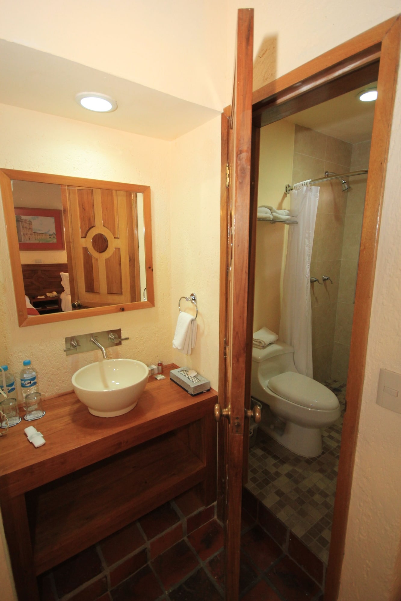 标准房， 2 张双人床