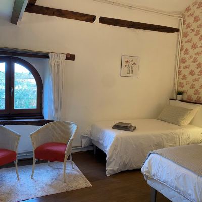 Rose Twin Room L'Envers Promo Code