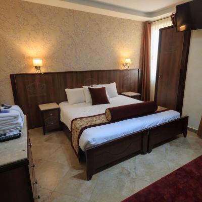 Quadruple Room Hashimi Hotel Promo Code