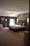 Elveden Inn Hotel di 